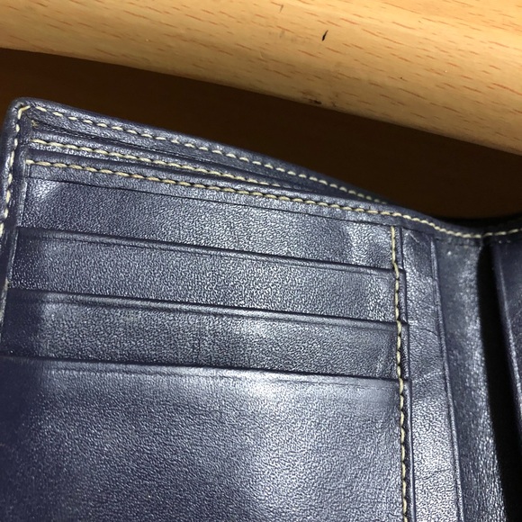 Kate Spade ♠️ Wallet Green - Picture 2 of 8